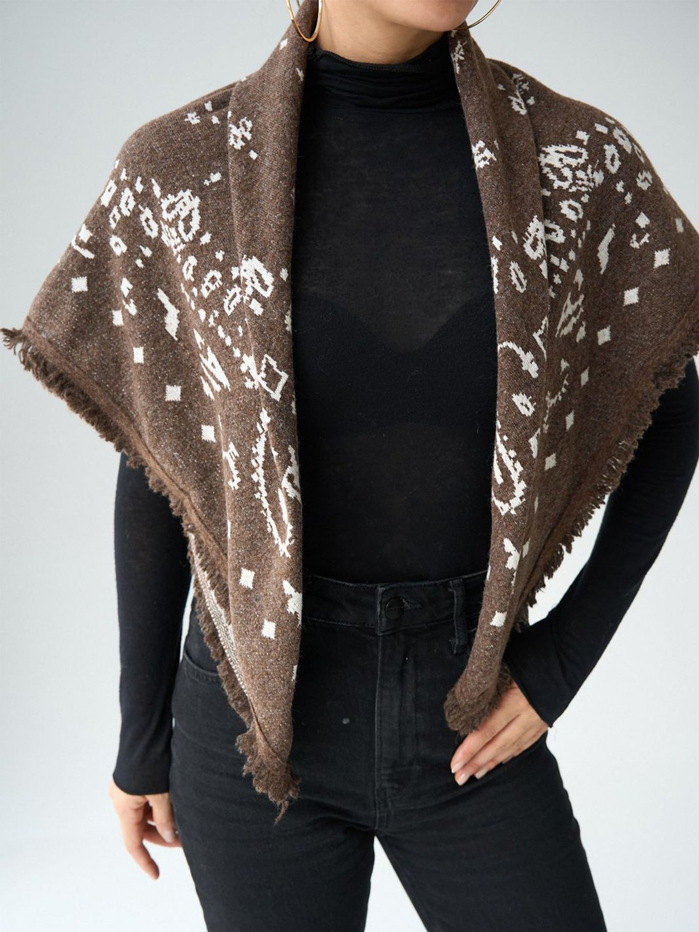 Fashionable Versatile And Elegant Square Scarf - Glownique Beauty